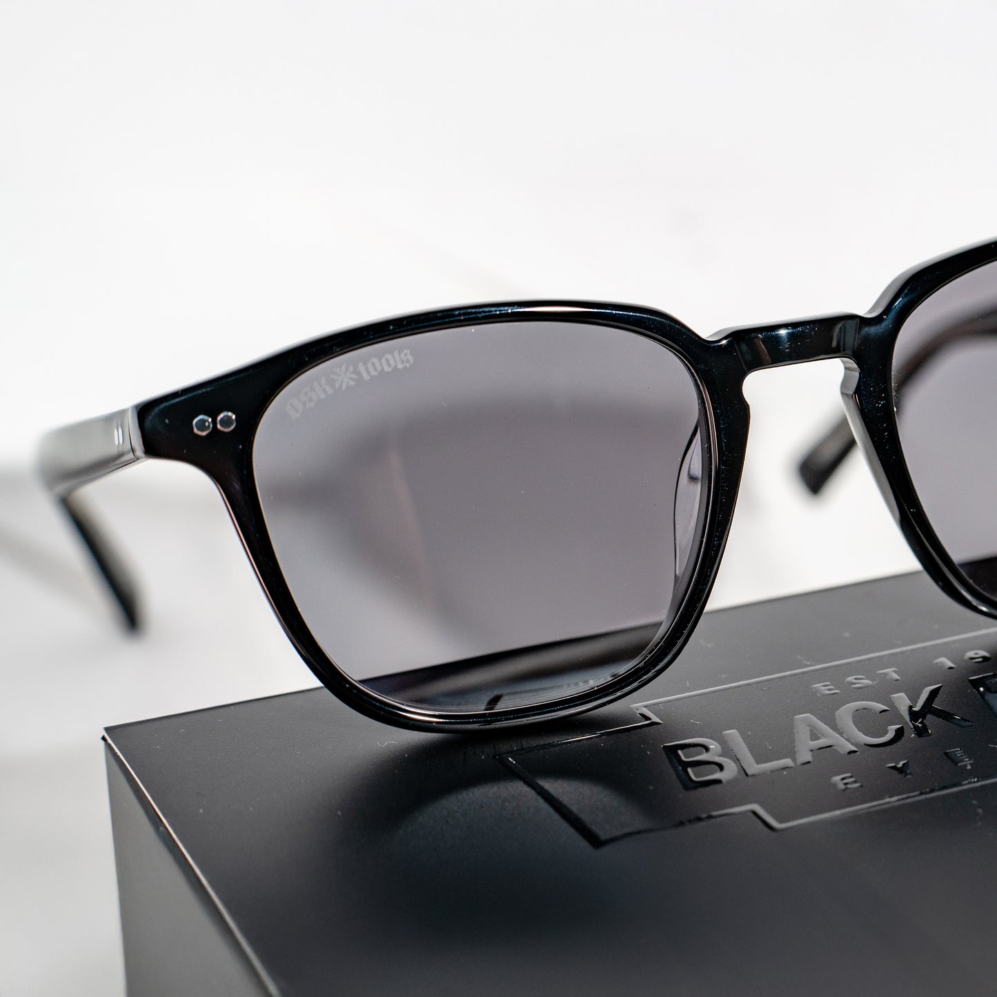 新商品12/8発売開始【Japan Exclusive Edition】OSKTools × BlackFlysサングラス