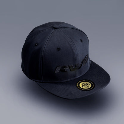 【完売】RWB x OSK ブラック スナップバック フラット キャップ